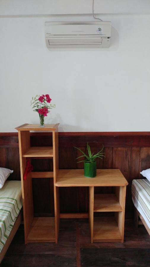 New Raya - Nias Beach Bungalows Lagudri エクステリア 写真